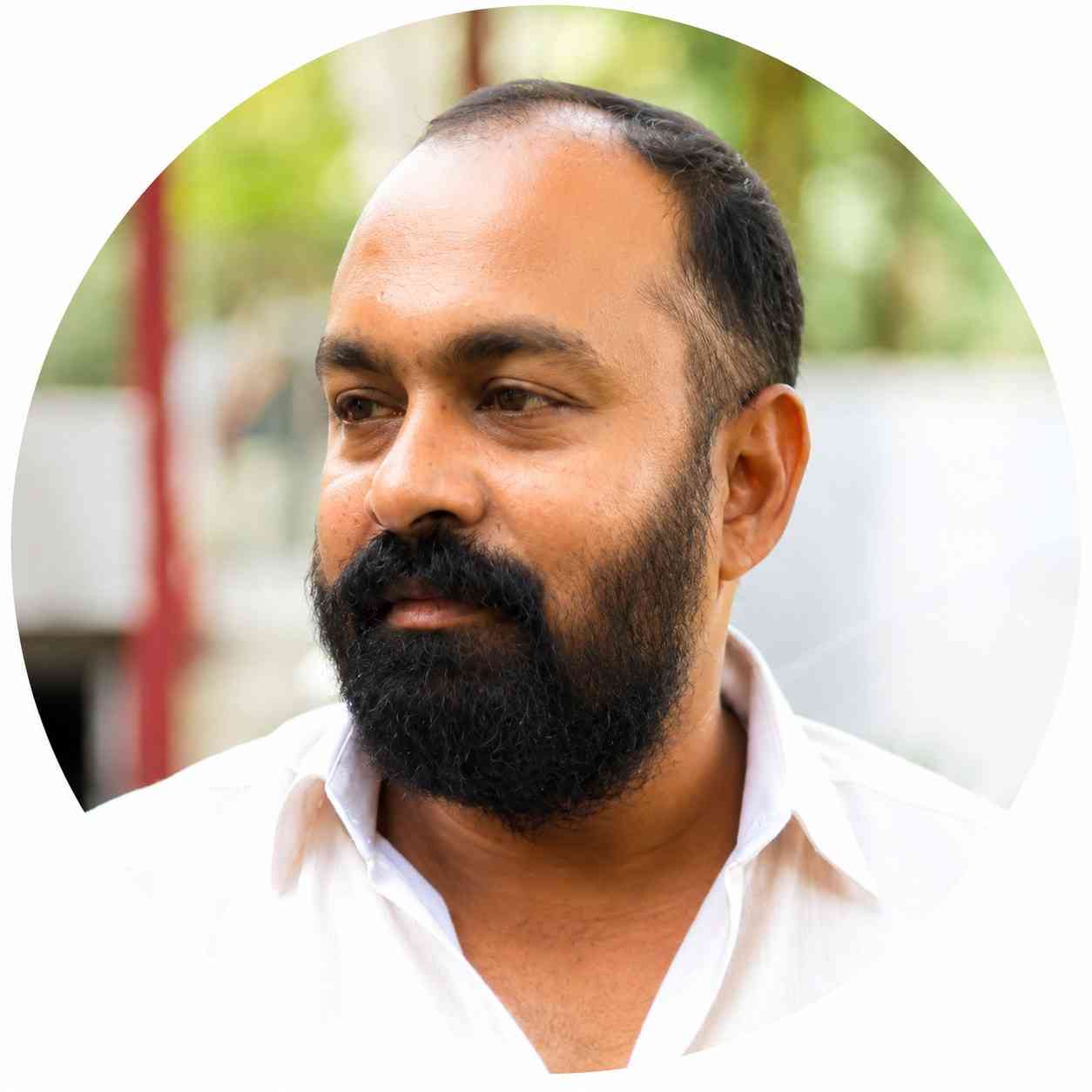  Dharmesh Navik